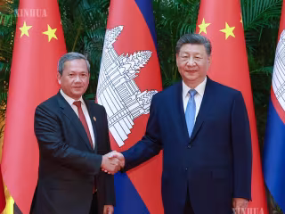 ရှီကျင့်ဖိန်နှင့် ကမ္ဘောဒီးယား ဝန်ကြီးချုပ် ဟွန်မန်နက် တွေ့ဆုံဆွေးနွေး