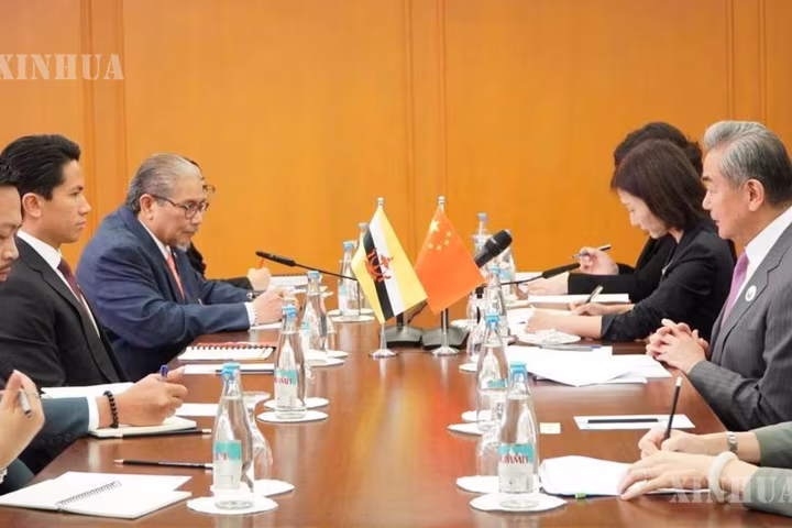 တရုတ်နိုင်ငံနှင့် ဘရူနိုင်းနိုင်ငံတို့က နိုင်ငံကြီးနှင့် နိုင်ငံငယ်အကြား နှစ်နိုင်ငံဆက်ဆံရေးအတွက် စံနမူနာဖြစ်စေကြောင်း တရုတ်နိုင်ငံခြားရေးဝန်ကြီး ပြောကြား