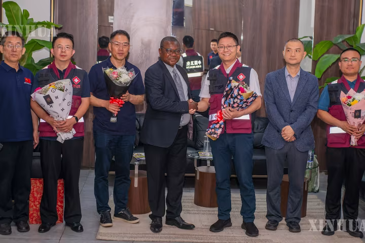 တရုတ်နိုင်ငံ၏ တတိယအသုတ် အီဘိုလာရောဂါ တိုက်ဖျက်ရေးအတွက် ဆေးဘက်ဆိုင်ရာ ကျွမ်းကျင်ပညာရှင်အဖွဲ့ ကွန်ဂိုနိုင်ငံ (DRC) သို့ သွားရောက်