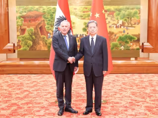 တရုတ်နိုင်ငံ၏ ထိပ်တန်း ဥပဒေပြုပုဂ္ဂိုလ်နှင့် သြစတြီးယားနိုင်ငံ အမျိုးသားကောင်စီ ဥက္ကဋ္ဌ တွေ့ဆုံဆွေးနွေး