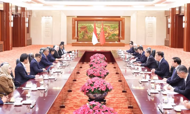 တရုတ်နိုင်ငံနှင့် အင်ဒိုနီးရှားနိုင်ငံတို့က အပြန်အလှန်ကူးလူးဆက်ဆံမှုများနှင့် ပူးပေါင်းဆောင်ရွက်မှုများကို ပိုမိုနက်ရှိုင်းစေရန် ကတိပြု