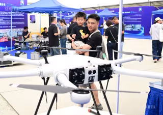 ၂၀၂၆ ခုနှစ် ကမ္ဘာ့ကုန်ထုတ်လုပ်မှုညီလာခံတွင် မောင်းသူမဲ့ သိပ္ပံနည်းပညာဆိုင်ရာ အောင်မြင်မှု ရလဒ်များကို စိတ်ဝင်စားဖွယ် တင်ဆက်ပြသ