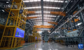 တာ့လျန် Hengli Heavy Industry Industrial Park သင်္ဘောတည်ဆောက်ရေး၏ “အနာဂတ်စက်ရုံ” ကို သွားရောက်လေ့လာခြင်း