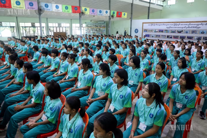 တရုတ်နိုင်ငံ သံရုံးက မြန်မာနိုင်ငံရှိ အားကစားအဖွဲ့ချုပ်များထံ အလှူငွေများ ပေးအပ်လှူဒါန်း